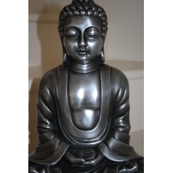 Sculpture d'un Bouddha en métal